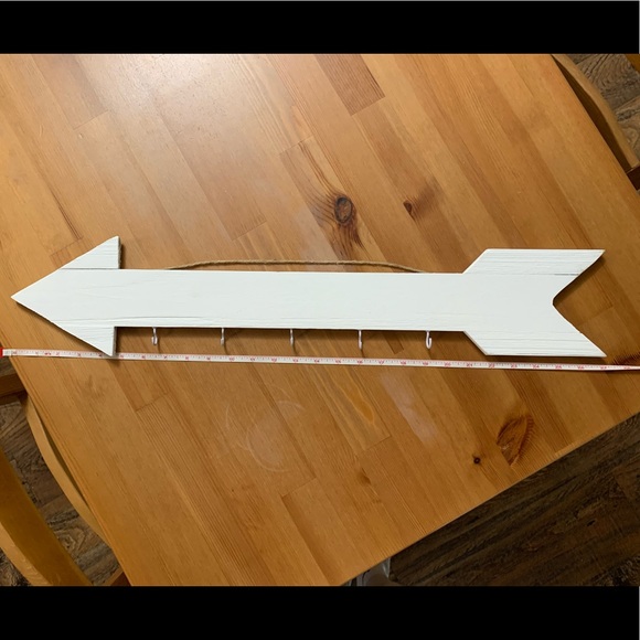 *SOLD* Arrow wall hooks hanger - Picture 6 of 7